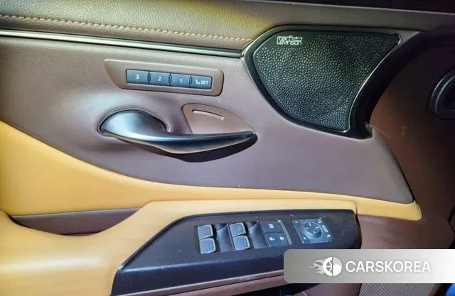 Lexus ES300h 7th generation 2021 Синий из Кореи, фото 2