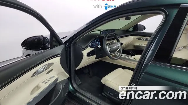 Genesis GV70 2021 Зеленый из Кореи, фото 2