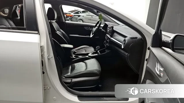 Kia The New K3 2nd generation id 3655282 из Кореи 2