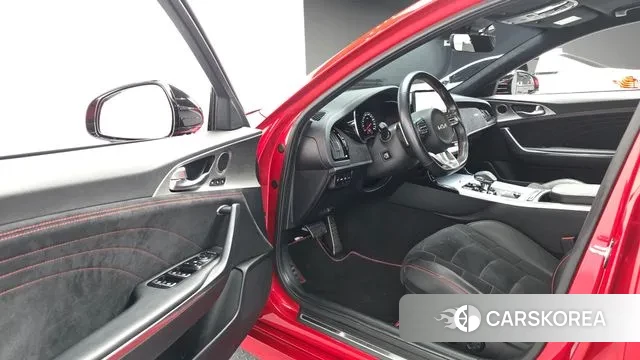 Kia Stinger Meister 2022 Красный из Кореи, фото 2