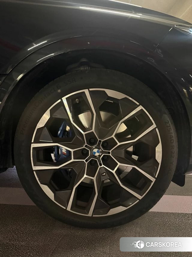 BMW X7 (G07) 2025 Черный из Кореи, фото 2