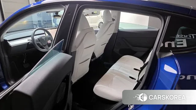 Tesla Model Y 2024 Синий из Кореи, фото 2