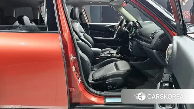 Mini Cooper D Clubman 2019 Красный из Кореи, фото 2