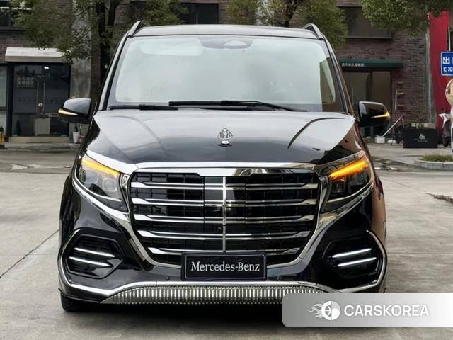 Mercedes-Benz V-class 2024 Черный из Китая, фото 2