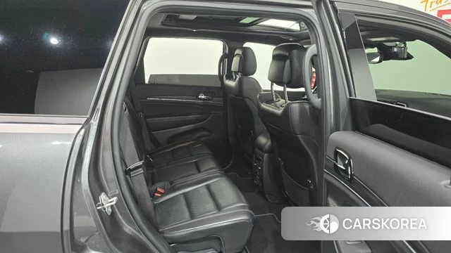 Jeep Grand Cherokee 2021 Серый из Кореи, фото 2