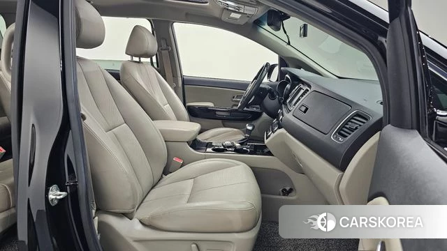 Kia The New Carnival 2018 Черный из Кореи, фото 2