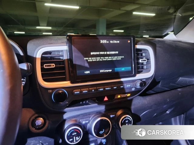 Hyundai Venue 2021 Белый из Кореи, фото 2