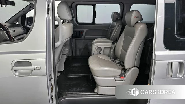 Hyundai The New Grand Starex 2019 Серебряный из Кореи, фото 2