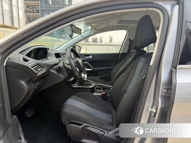 Peugeot 308 2018 Темно-серый из Китая, фото 2