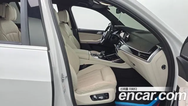 BMW X7 (G07) 2022 Белый из Кореи, фото 2