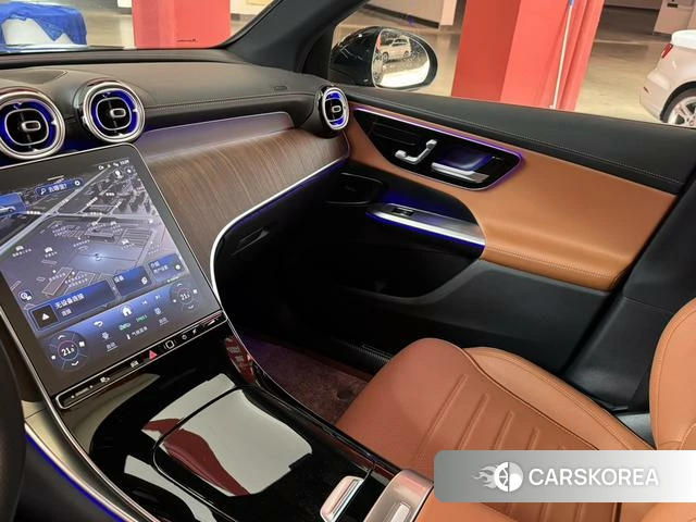 Mercedes-Benz GLC 2024 Черный из Китая, фото 2