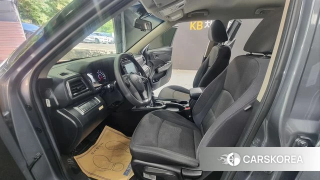 Ssangyong Berry New Tivoli 2022 Серебристо-серый из Кореи, фото 2