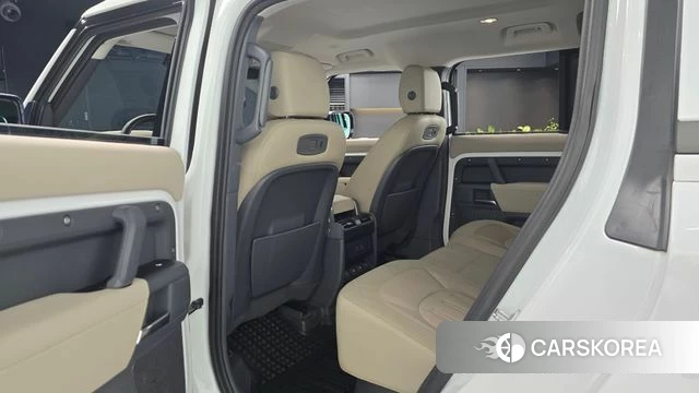 Land Rover Defender (L663) 2020 Белый из Кореи, фото 2