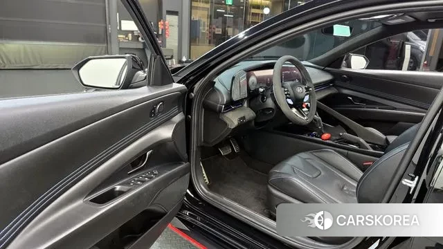 Hyundai Avante (CN7) 2022 Черный из Кореи, фото 2