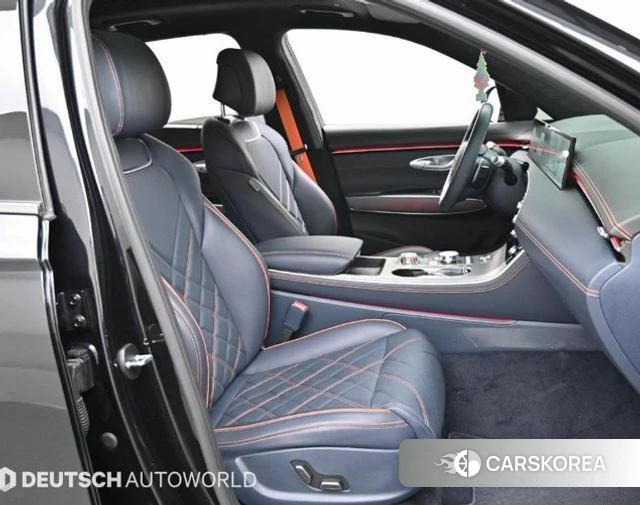 Genesis GV70 2024 Черный из Кореи, фото 2