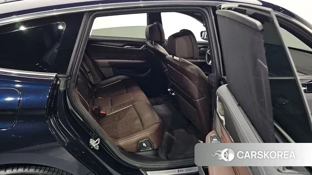 BMW 6 Series GT (G32) 2023 Черный из Кореи, фото 2