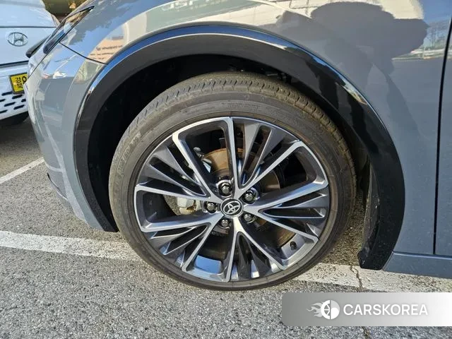 Toyota Prius 5th Generation 2024 Серый из Кореи, фото 2