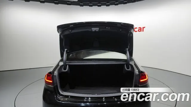 Kia K7 Premier 2020 Черный из Кореи, фото 2