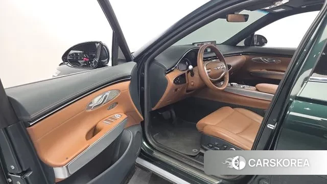 Genesis GV70 2021 Темно-зеленый из Кореи, фото 2