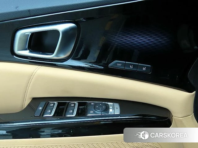 Kia Carnival 4th generation 2021 Серый из Кореи, фото 2