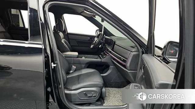 Hyundai Santa Fe (MX5) 2023 Черный из Кореи, фото 2