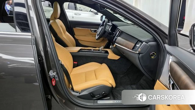 Volvo S90 2022 Коричневый из Кореи, фото 2