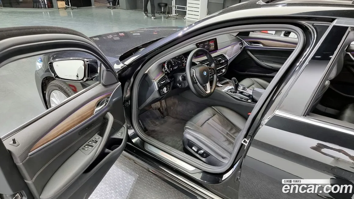 BMW 5 Series (G30) id 89046 из Кореи 2