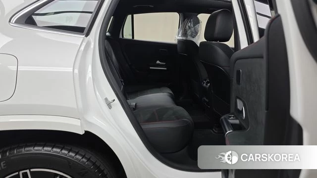 Mercedes-Benz EQA H243 2024 Белый из Кореи, фото 2