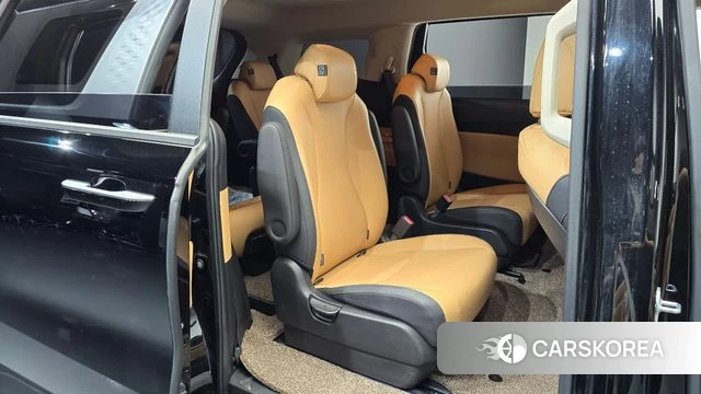 Kia Carnival 4th generation 2021 Черный из Кореи, фото 2