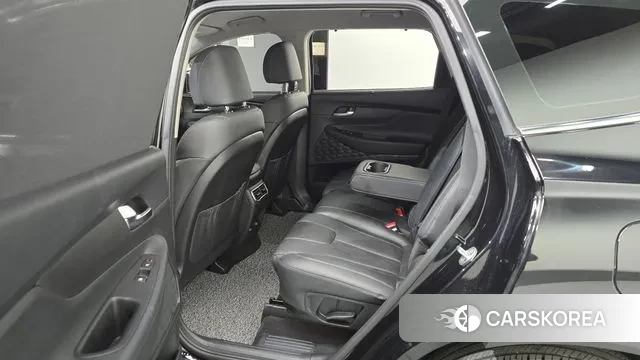 Hyundai The New Santa Fe 2022 Черный из Кореи, фото 2