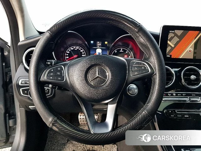 Mercedes-Benz C-Class W205 2018 Серый из Кореи, фото 2