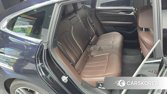 BMW 6 Series GT (G32) 2020 Черный из Кореи, фото 2