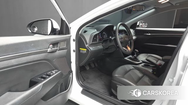 Hyundai The New Avante AD 2019 Белый из Кореи, фото 2
