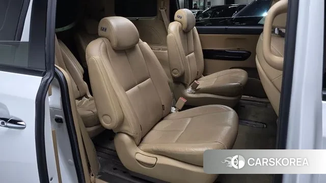 Kia The New Carnival 2019 Белый из Кореи, фото 2