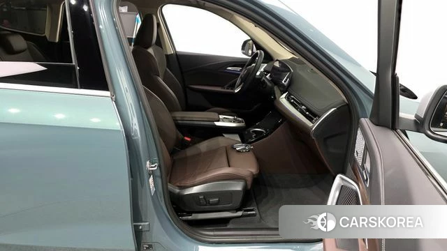 BMW X1 (U11) 2024 Цвет галактики из Кореи, фото 2