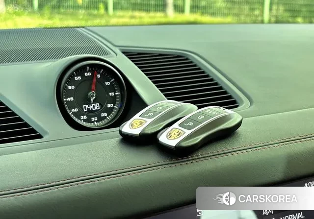 Porsche Cayenne (PO536) 2019 Черный из Кореи, фото 2