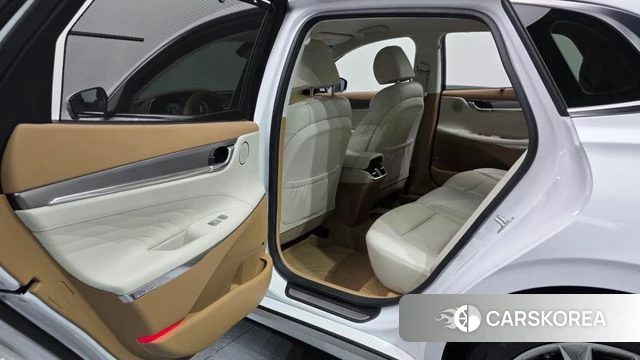 Hyundai The New Grandeur IG Hybrid 2022 Белый из Кореи, фото 2