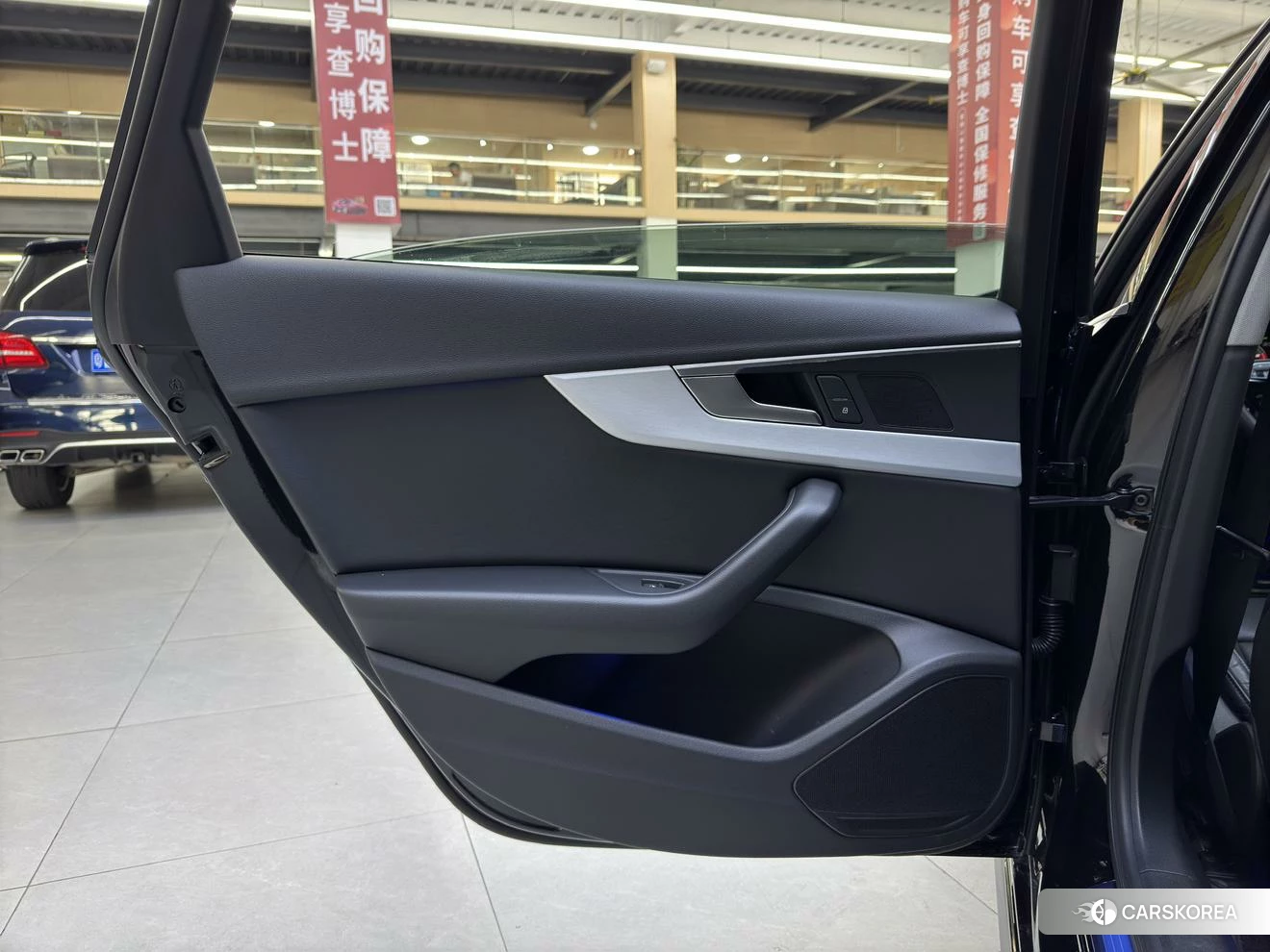 Audi A4L 2020 Черный из Китая, фото 2