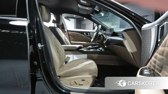 Kia K8 2022 Черный из Кореи, фото 2