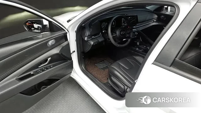 Hyundai The New Avante (CN7) 2025 Белый из Кореи, фото 2