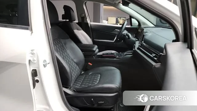 Kia Sportage 5th Generation 2023 Белый из Кореи, фото 2