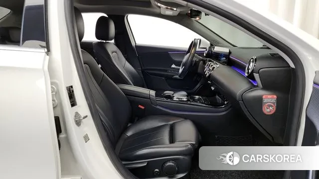 Mercedes-Benz A-Class W177 2020 Белый из Кореи, фото 2