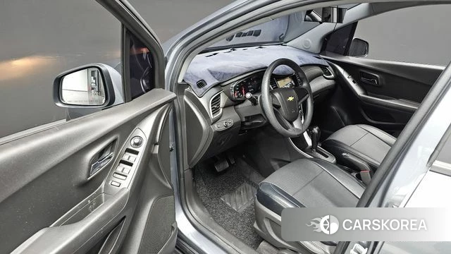 Chevrolet (GM Daewoo) The New Trax 2019 Серебристо-серый из Кореи, фото 2