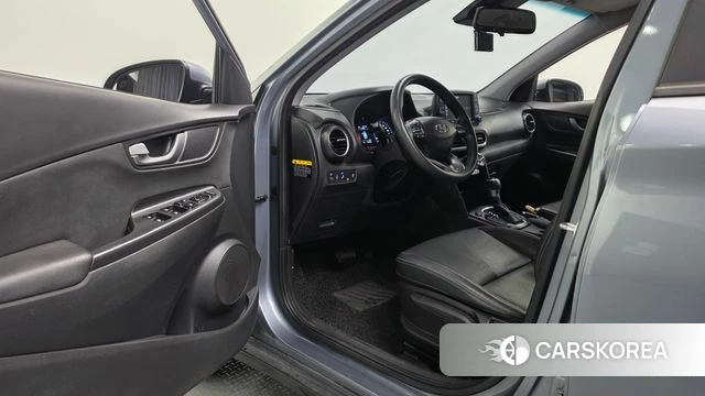Hyundai Kona 2018 Серебряный из Кореи, фото 2