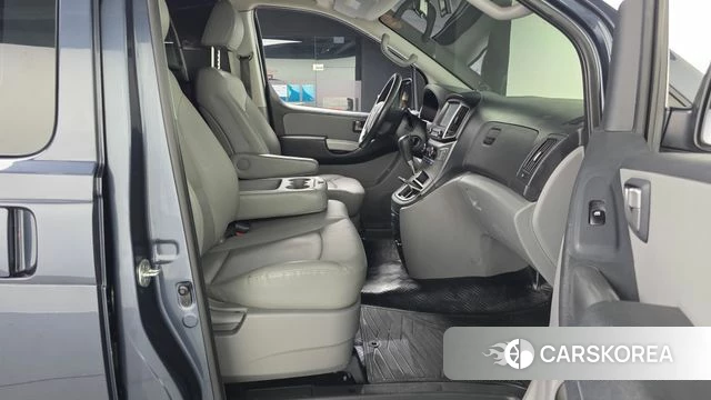 Hyundai The New Grand Starex 2018 Серый из Кореи, фото 2