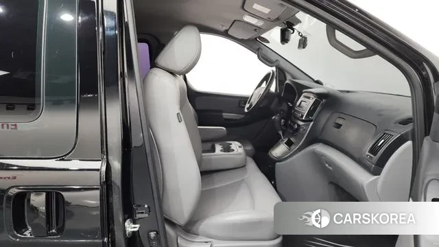 Hyundai The New Grand Starex 2020 Черный из Кореи, фото 2