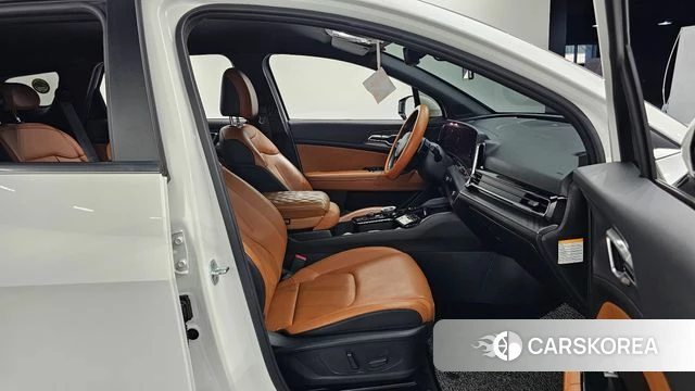 Kia Sportage 5th Generation Hybrid 2022 Белый из Кореи, фото 2