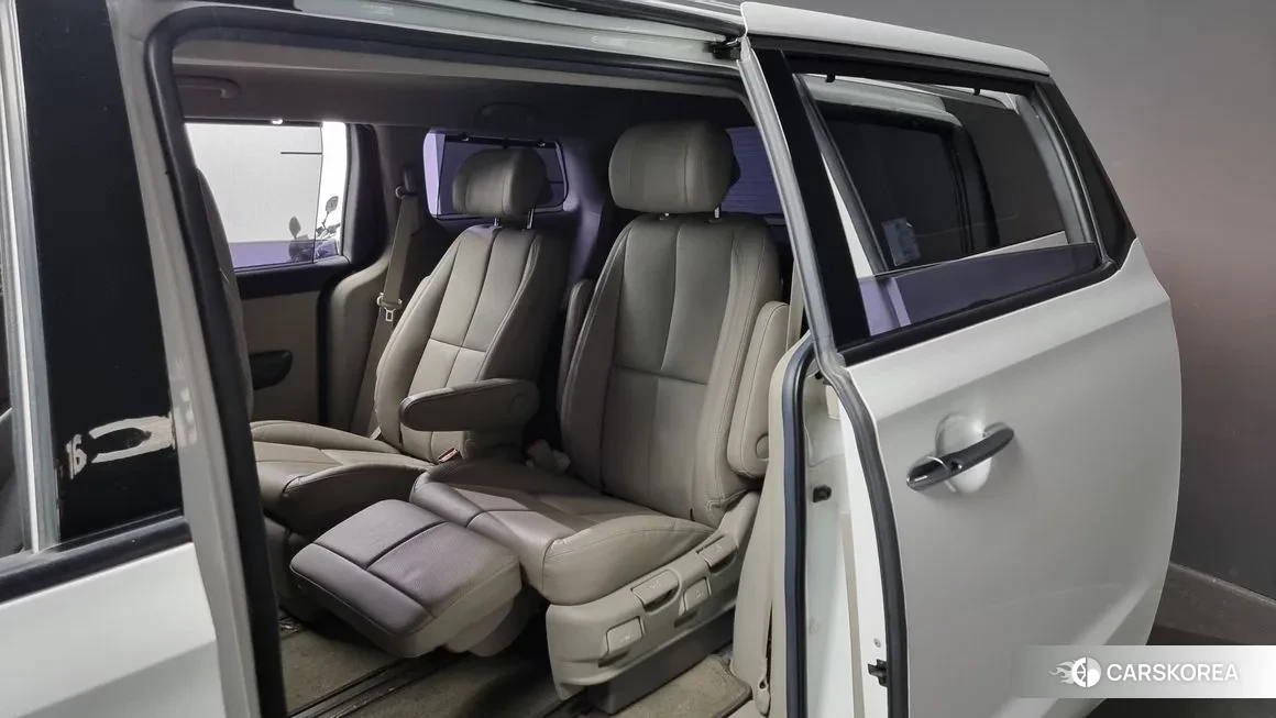 Kia The New Carnival 2019 из Кореи, фото 2