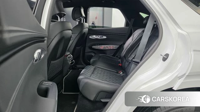 Genesis GV70 2021 Белый из Кореи, фото 2