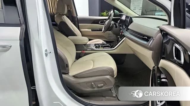 Kia Carnival 4th generation 2022 Белый из Кореи, фото 2